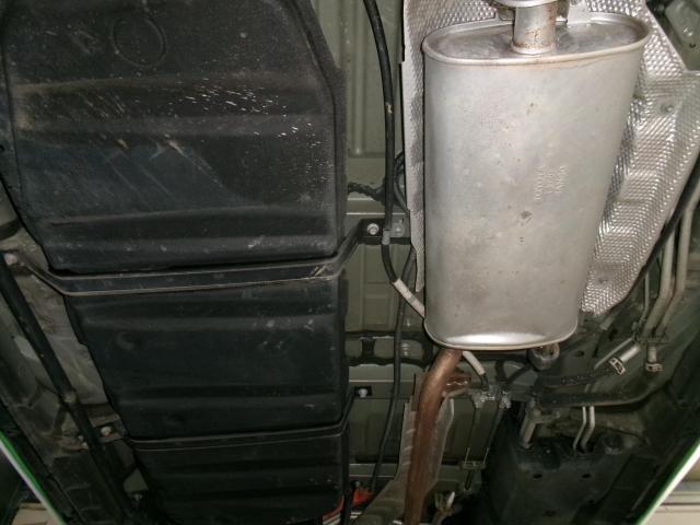 トヨタ　ノア　下回り塩害防止　レジン塗装