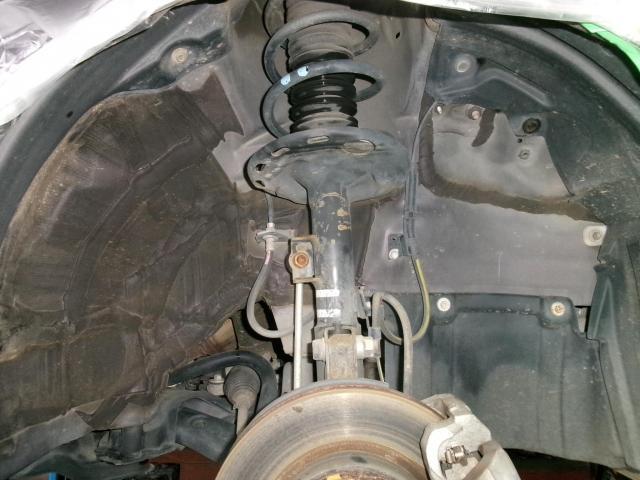 トヨタ　ノア　下回り塩害防止　レジン塗装