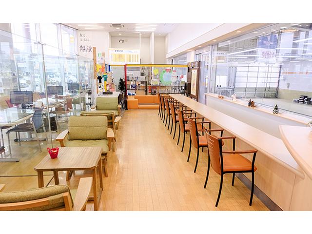 トヨタカローラ秋田(株) 横手市店(3枚目)