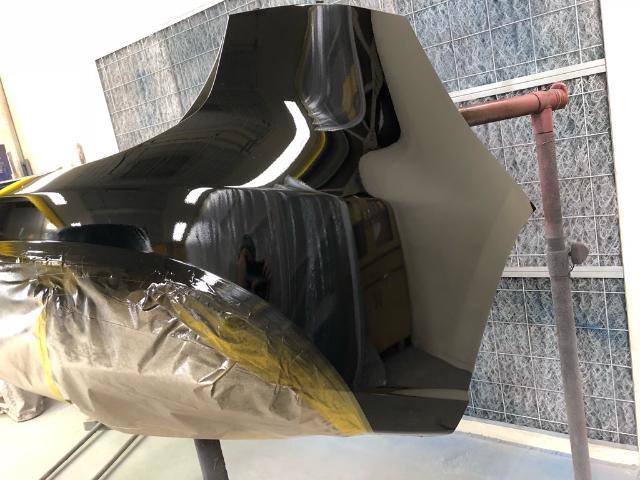 マツダ プレマシー リアバンパー 板金 塗装 修理