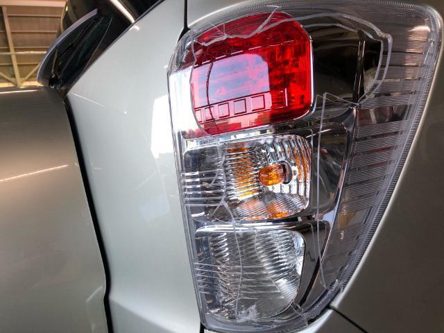 トヨタ ラッシュ リアバンパー 右テールランプ 交換 保険修理
