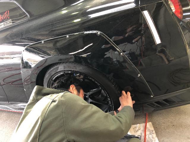 日産 GT-R R35 リアワイドフェンダー 塗装取付