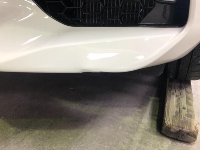 BMW M2 フロントバンパー 左クオーター 鈑金塗装 ヘコミ修理 傷修理