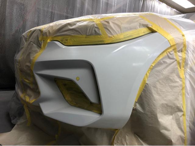 BMW M2 フロントバンパー 左クオーター 鈑金塗装 ヘコミ修理 傷修理