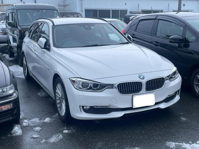 BMW320ｄツーリング車検のご依頼を頂きました。