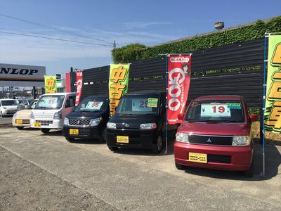 中古車も展示・注文販売対応しております