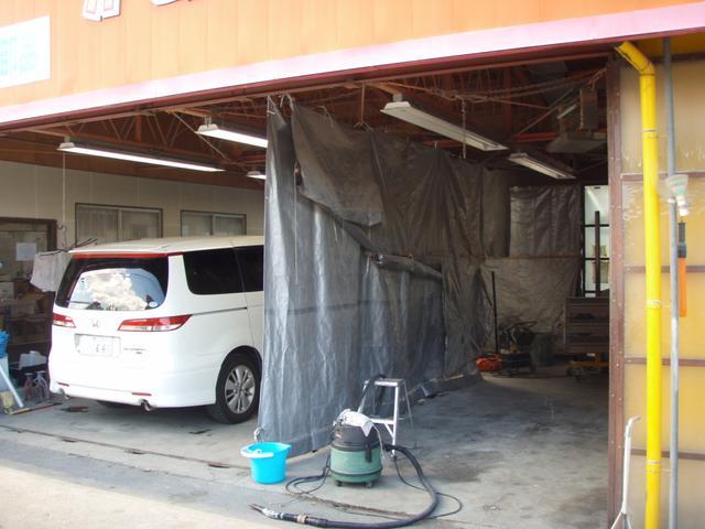 その後オークションの検査員としても活動を広め、ＪＵ中販連・ディーラー系オークション・ネット在庫などの