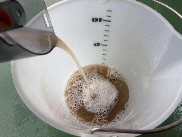 ダイハツ　ムーヴコンテ　L575S　シートクリーニング　シート汚れ　染み　皮脂　リンサー　スチーム　純水　手垢　純水機　除菌　消臭　食べこぼし　飲みこぼし　福島県　福島市