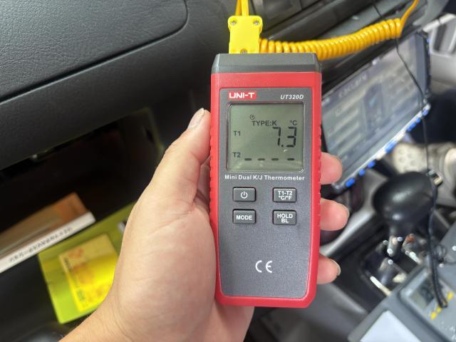 フォルクスワーゲン　ゴルフ 1JAPK　TEXA　エアコンガスクリーニング エアコンガス補充　エアコンガス規定量　エアコン修理　コンプレッサーオイル交換　配管洗浄　真空引き　エアコン冷えない　冷え改善　R134a　福島県　福島市