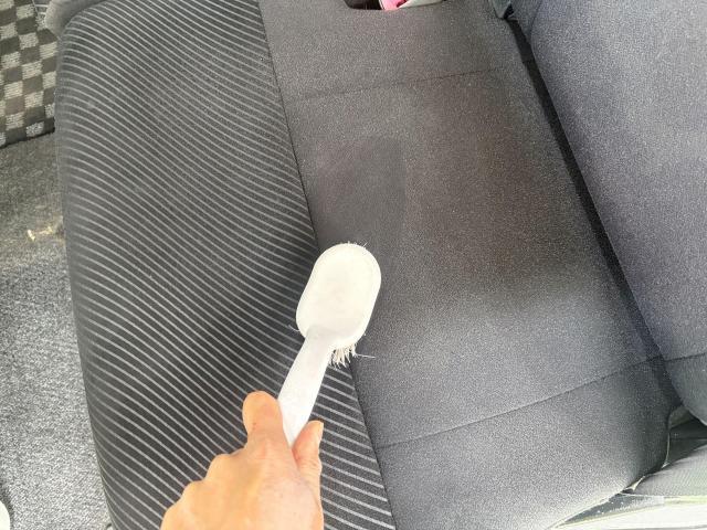 ダイハツ　タント　シートクリーニング  ルームクリーニング　皮脂　手垢　汚れ　染み　除菌　消臭　リンサー　スチーム　洗剤　純水　純水機　臭い　福島県　福島市　東北