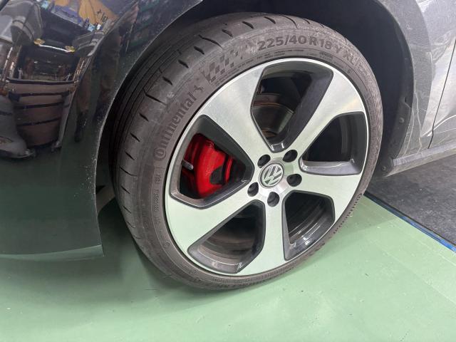 フォルクスワーゲン　ゴルフ　ゴルフ7 AUCPT　整備メンテナンス　キャリパー　塗装　錆　落とし　ブレーキダスト　輸入車　カラーチェンジ　カスタム　下地　錆止め　福島県　福島市　東北　アクセント　