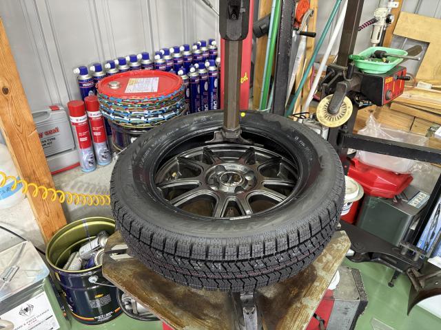 日産　ルークス　B44A　タイヤ交換 新品タイヤ　交換　タイヤ入れ替え　タイヤ販売　ホイール販売　ウェイト　ビード　パンク修理　エア漏れ　エアバルブ　ホイールバランス　タイヤチェンジャー　ホイールバランサー　バランス調整