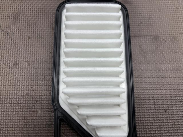 ダイハツ　ムーヴ　L185S　整備メンテナンス　エアフィルター　エアエレメント　交換　定期交換　メンテナンス　汚れ　目詰まり　　燃費　空気　ホコリ　福島県　福島市　東北