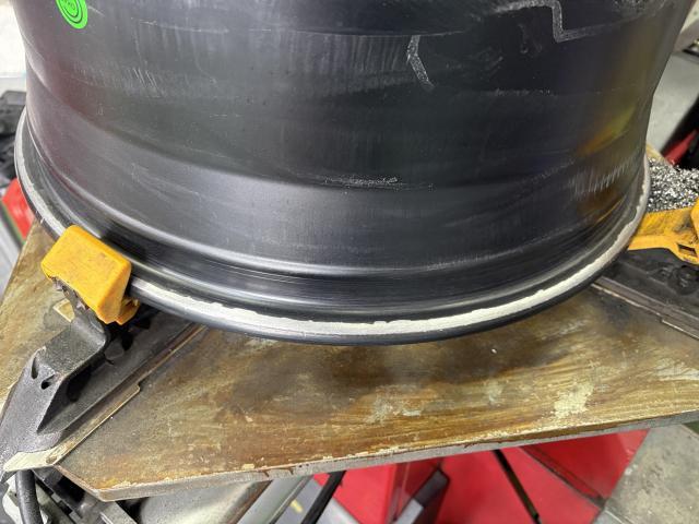 トヨタ　ハリアー MXUA80　スタッドレスタイヤ　ハンコック　タイヤ交換 新品タイヤ　交換　タイヤ入れ替え　タイヤ販売　ホイール販売　ビード　　エア漏れ　エアバルブ　ホイールバランス　タイヤチェンジャー　バランス調整 福島県　福島市　