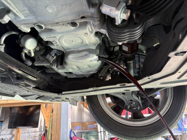 ホンダ　ジェイド　FR5　整備メンテナンス　オイル交換　オイルエレメント　  スタッドレスタイヤ　TOYOTIRES　タイヤ交換 新品タイヤ　交換　タイヤ入れ替え　タイヤ販売　ホイール販売　ホイールバランス　バランス調整 福島県　福島市