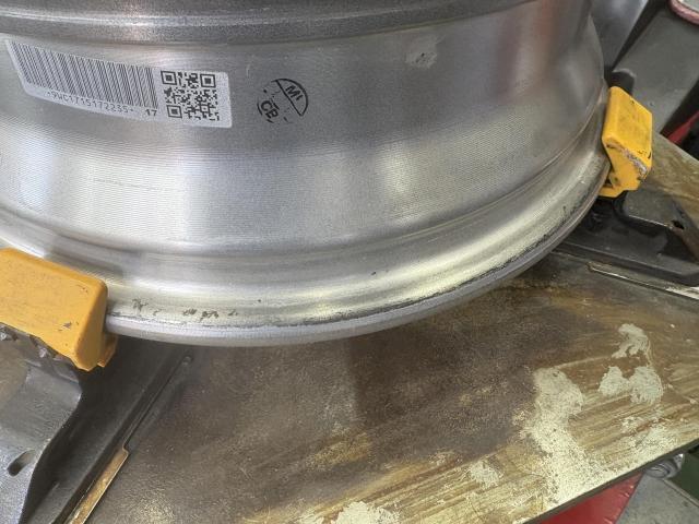 スズキ　ソリオバンディット MA36S　タイヤ交換　持ち込み 新品タイヤ サマータイヤ　交換　タイヤ入れ替え　タイヤ販売　ホイール販売　　エアバルブ　ホイールバランス　バランス調整 福島県