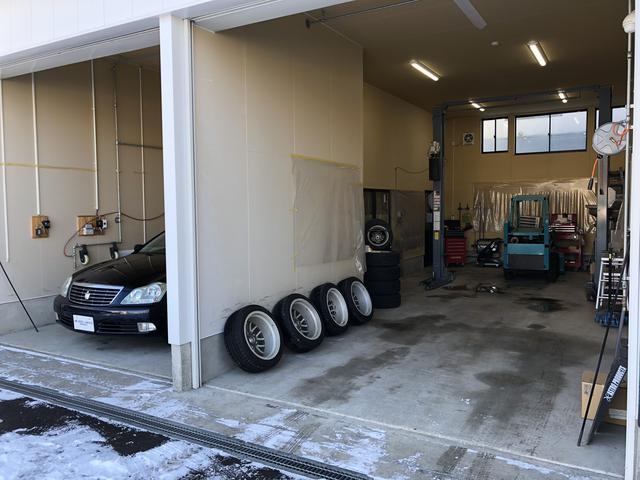 認証工場がありますので、オイルやタイヤ交換等もすぐにできます！