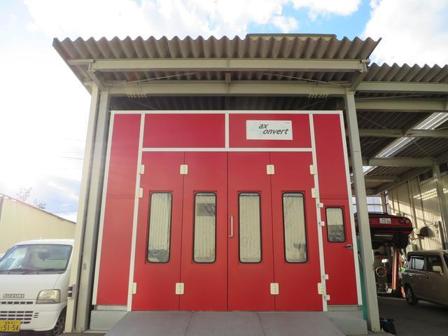 乾燥機能を備えた最新鋭のブースで早くキレイな仕上がりを実現致します。