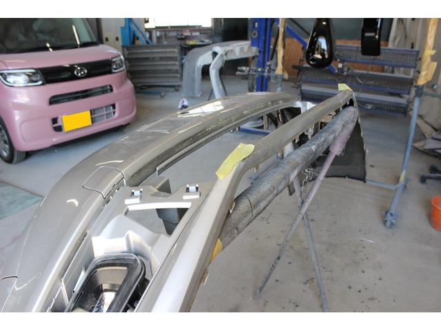 バンパーの擦れや割れ、ヒビなども対応しております！