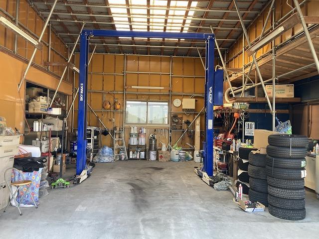 株式会社　車工房6