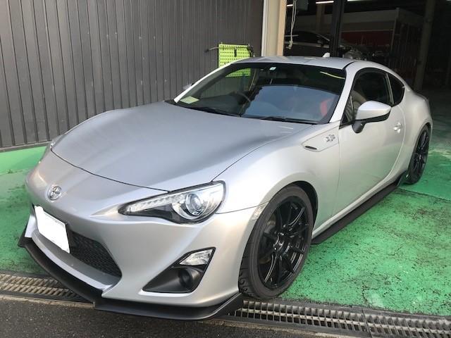 トヨタ　86　ハチロク　ＴＲＤ　スポイラー　取付