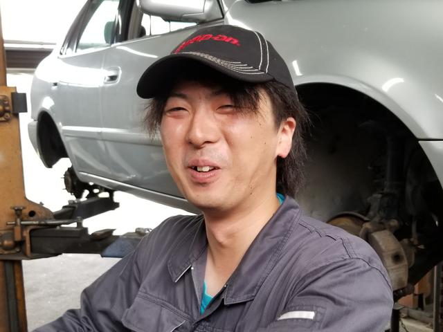スタッフ紹介2