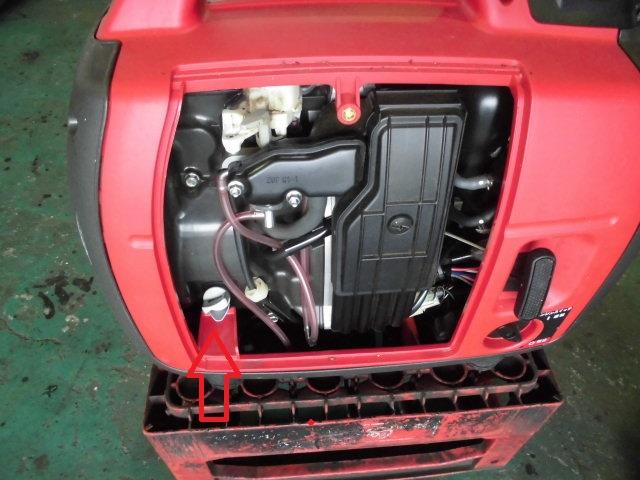 エンジン付・『発電機』 エンジンオイル交換 自動車では エンジン付・『発電機』 エンジンオイル交換 自動車では