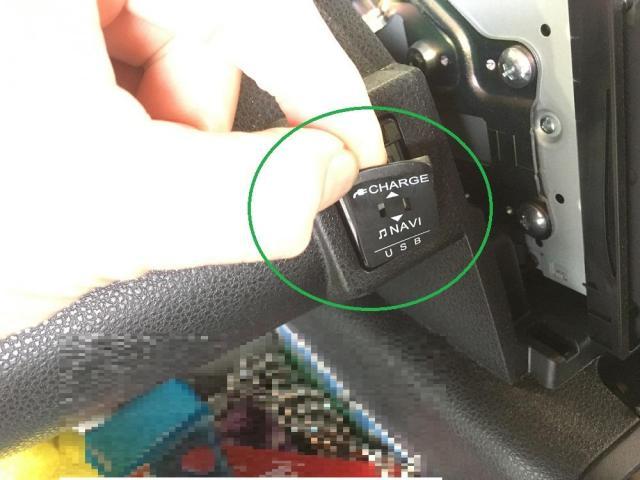 使い易さは人それぞれ。ＵＳＢポートを自分仕様へ変更依頼です。ダイハツ：タント