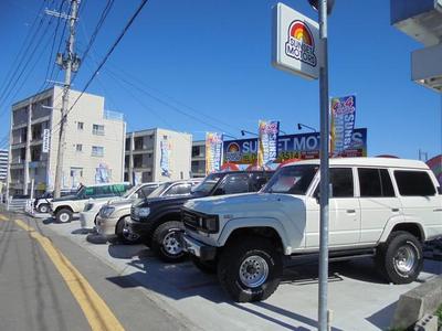 ＳＵＮＳＥＴ　ＭＯＴＯＲＳ　（サンセットモータース）　株式会社　ＳＵＮＳ　ＬＩＦＥの画像