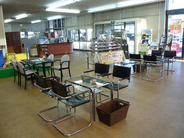 山形トヨペット(株) 中古車ランド長井(3枚目)