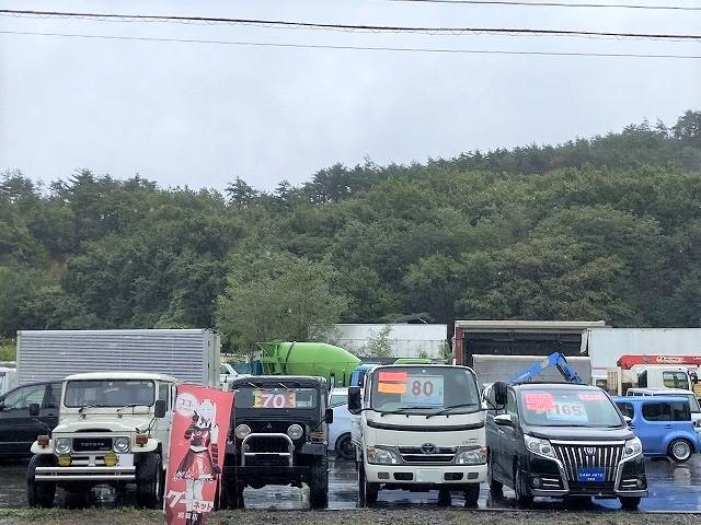 整備はもちろん、お車の買取、販売もお任せ下さい。