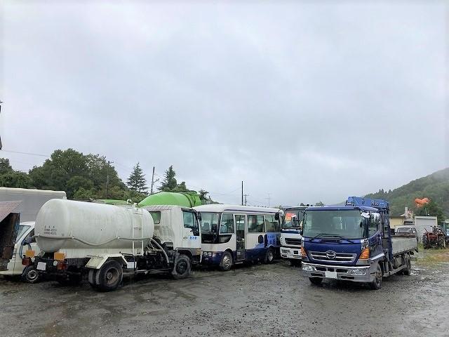 散水車や軽箱バンなど働く車も高価買取致します。