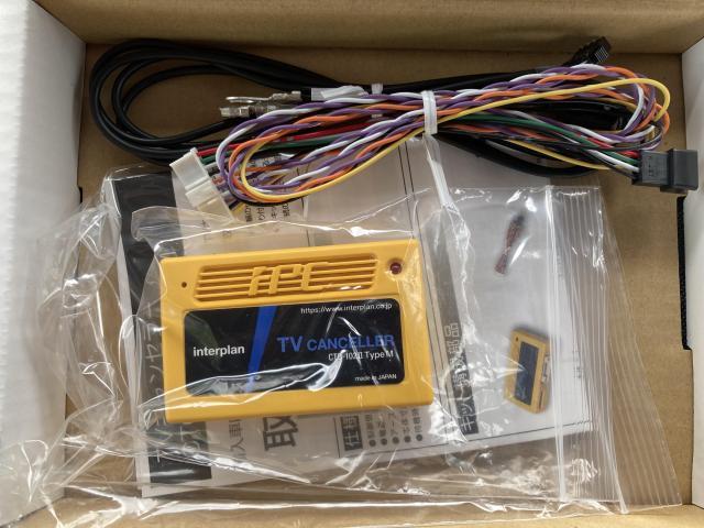 メルセデスＡＭＧ　ＣＬＡクラス シューティングブレーク　その他電装系取付　バッテリー交換　テレビキット取付　テレビキャンセラー取付

