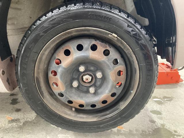 日産　ルークス　ホイール・タイヤ交換　スタッドレスタイヤ交換　グリーンランダ　タイヤ点検