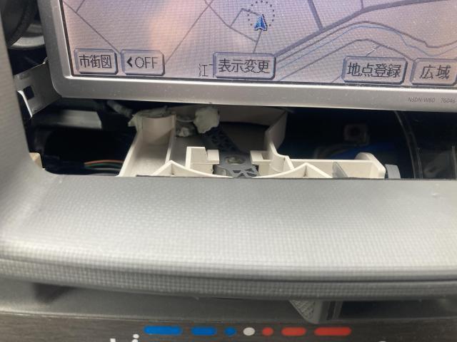 トヨタ　シエンタ　その他電装系取付　エアコンスイッチ交換　部品持ち込み取り付け