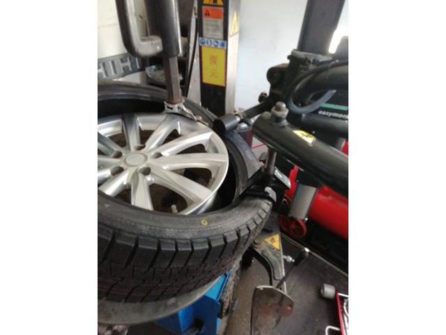 タイヤ交換はＢＴサービス　ノブにお任せください！