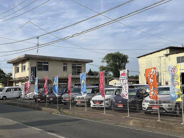 ご来店の際は事前にご連絡を頂けると幸いです。