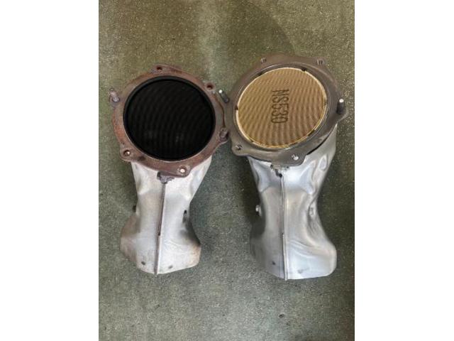 セレナ　触媒交換