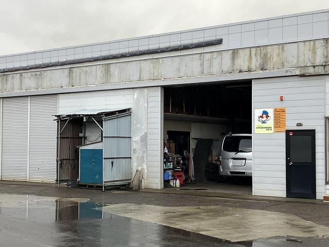 国家資格を保有した技術ある整備士が整備、修理致します。