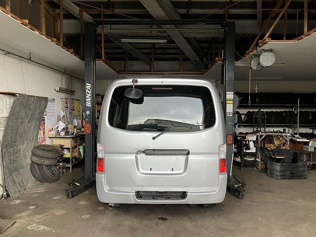 車検、点検受付中。車検は期限がございますのでお早めにご相談下さい。