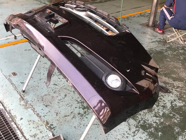 バンパー修理　【広島市　西区・中区・佐伯区　車検 整備　修理　パーツ取付　タイヤ交換 オイル交換といえばヒューネット庚午へ！！】