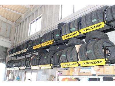 タイヤ保管サービスも承ります！