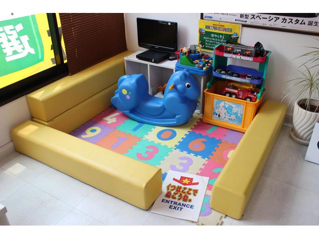 キッズスペースも完備しております！お子様とご一緒にご来店ください！