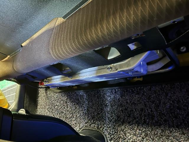 アクア　NHP10　ハイブリット異常　ハイブリットバッテリー　冷却ファン交換　広島市　佐伯区　五日市　車検　修理　整備　板金　販売