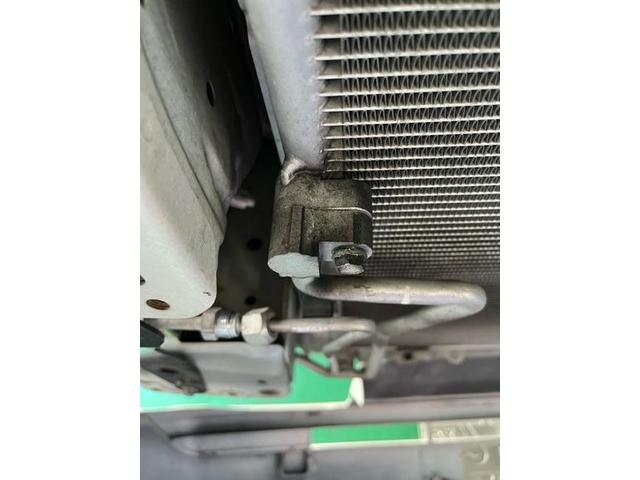 トヨタ　ハイエース　エアコン不調　エアコン修理　広島市　佐伯区　五日市　車検　修理　整備　板金　販売　安い