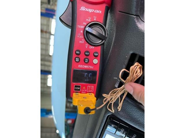 トヨタ　ハイエース　エアコン不調　エアコン修理　広島市　佐伯区　五日市　車検　修理　整備　板金　販売　安い