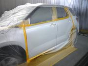 お客様のお車を大切に丁寧に板金塗装致します。