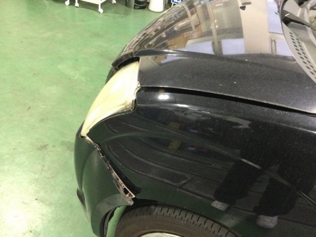 スズキ アルト バンパー割れ 前タイヤ上フェンダー・ドアミラー キズ・へこみ直し 広島市南区 カーコンビニ倶楽部