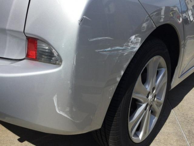 トヨタ ラクティス リアバンパー キズ・へこみ直し 広島市南区 カーコンビニ倶楽部