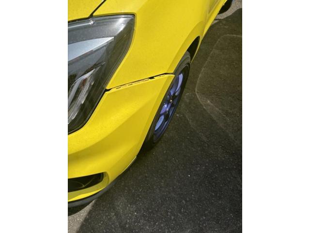 スズキ　スイフトスポーツ　バンパー外れ　キズ・へこみ直し　広島市南区　板金塗装